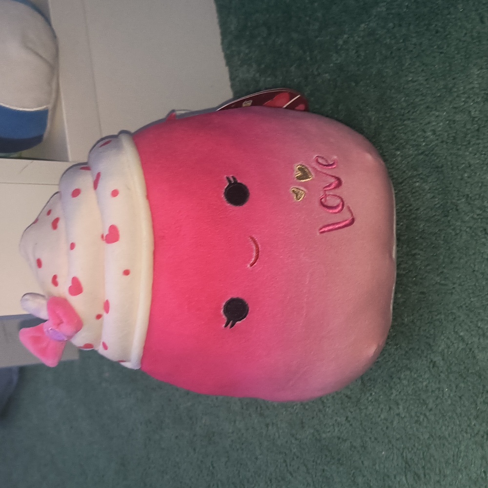 cinnamon the milkshake squishmallow